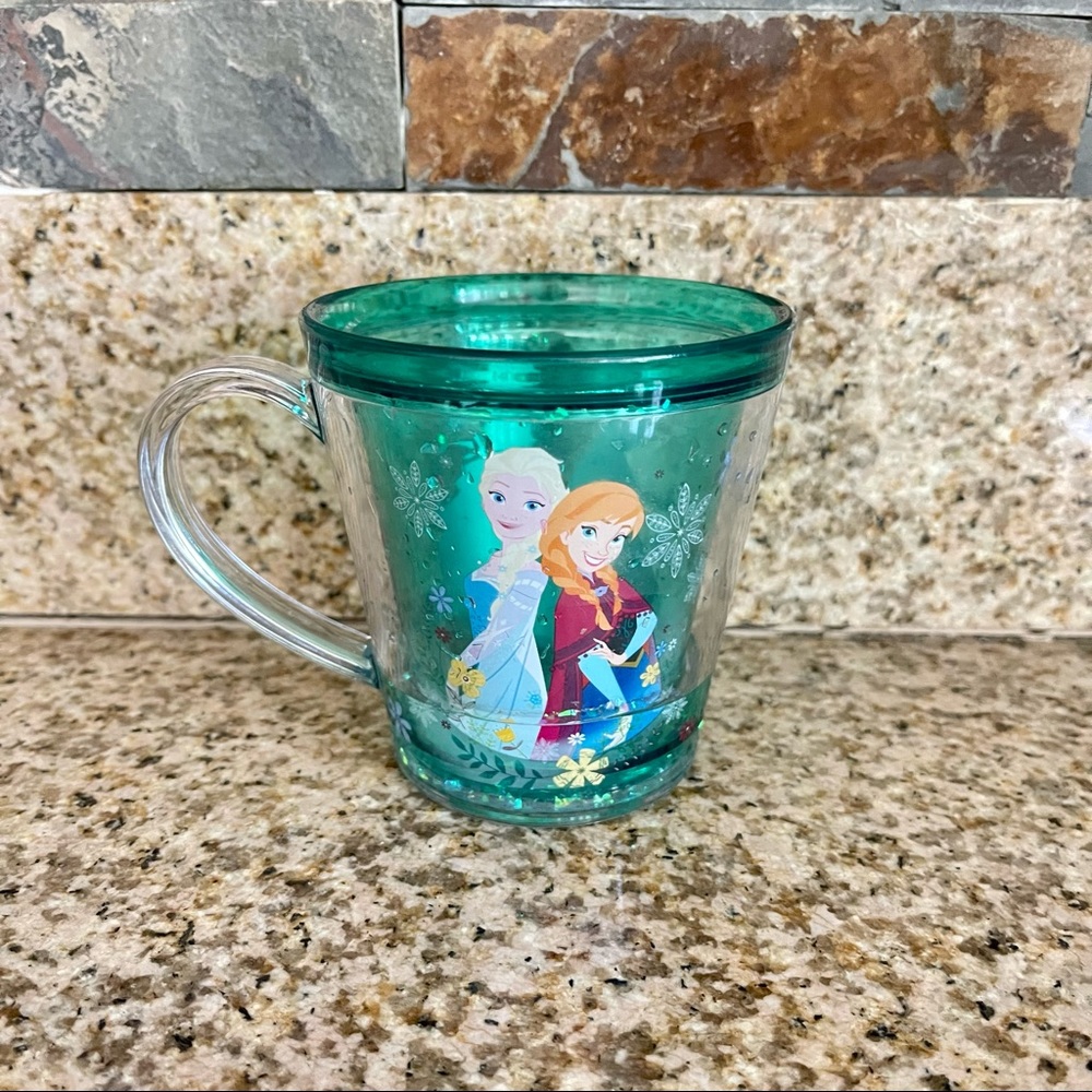 Frozen Glitter Cup